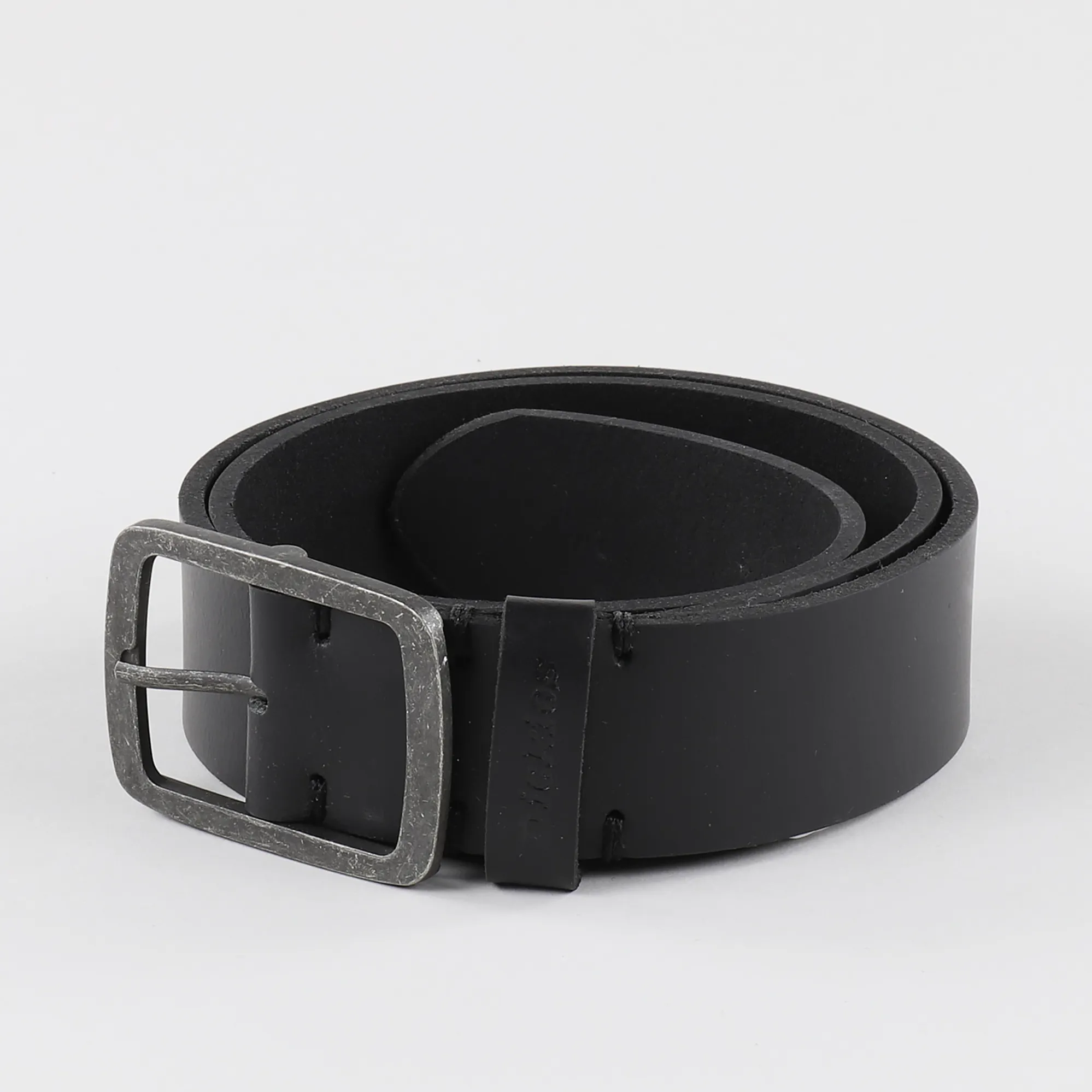 Dickies 100% Leather Jeans Belt with Stitch Design and Prong Dickies 100% Leather Jeans Belt with Stitch Design and Prong