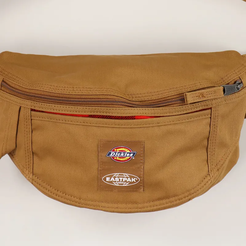 Dickies x Eastpak Bundel Bag Brown Duck-2