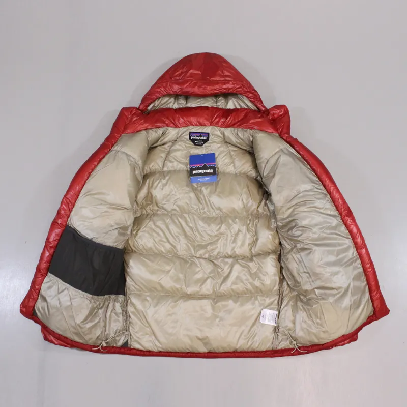Patagonia Mens Fitz Roy High Loft Down Filled Parka Cochineal Red
