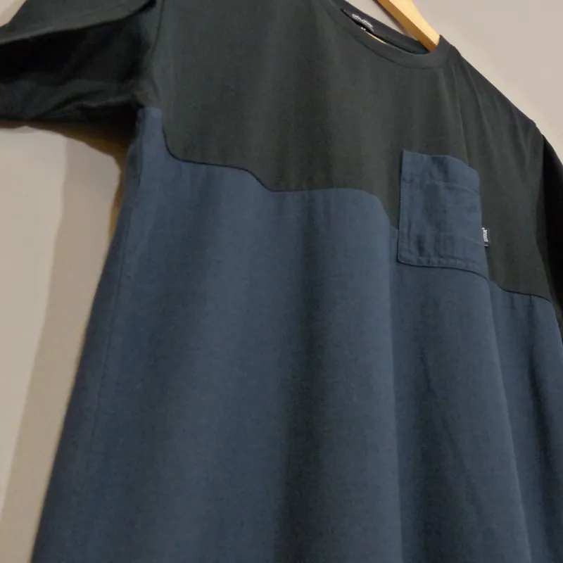 Ontour Frame T Shirt - Black and Navy-1