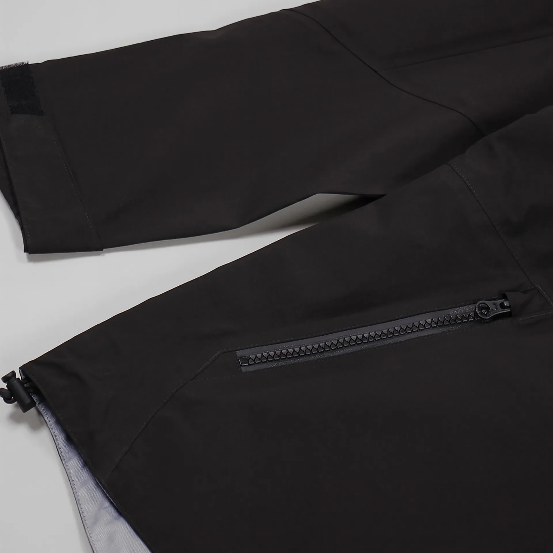 Carhartt WIP Mens Shell Gore-Tex Point Pullover Jacket Black