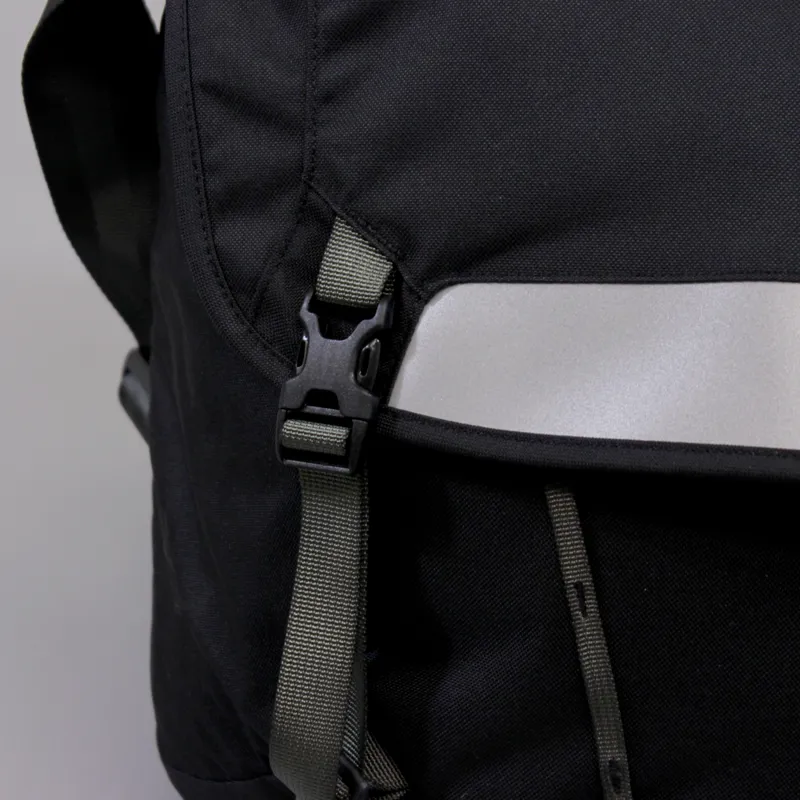 Patagonia Half Mass Messenger Bag Black Shoulder Strap 15L