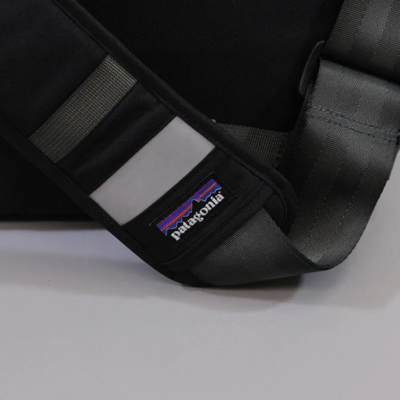 Patagonia Half Mass Messenger Bag Black Shoulder Strap 15L