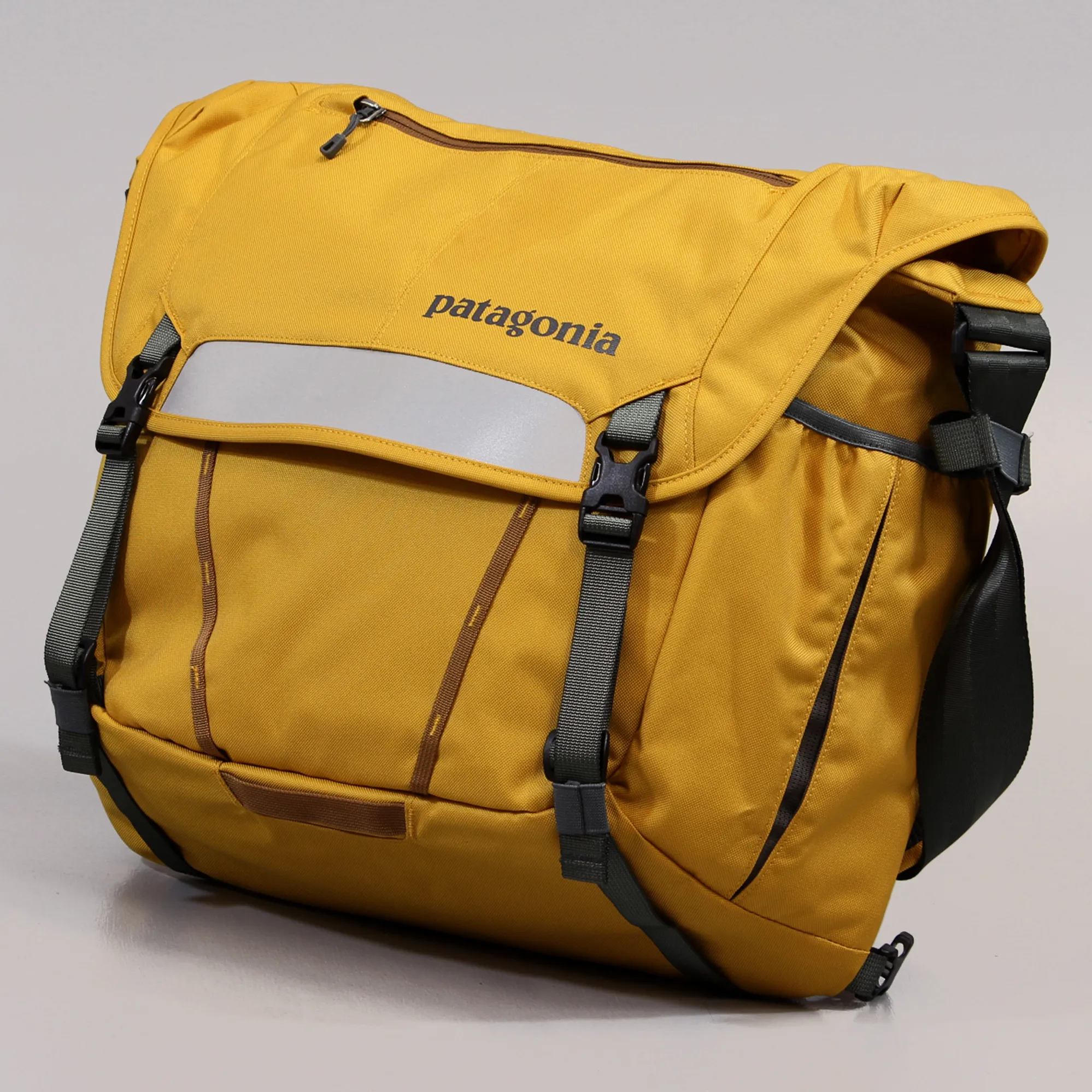 patagonia half mass diaper bag Critical Mass Patagonia Half-Mass Reviews - Trailspace