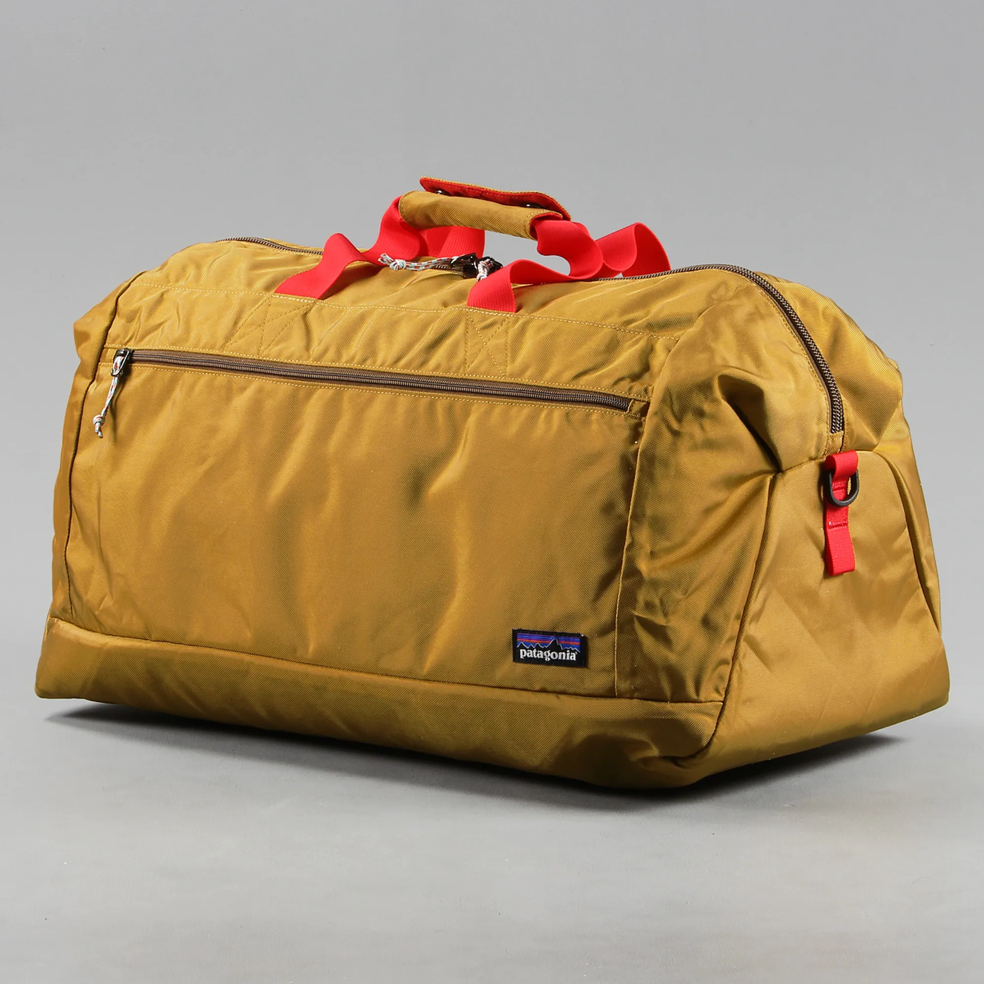 patagonia headway 70l duffel Black Hole MLC Wheelie suitable for both men and women. Black Hole Matte Duffel 70L