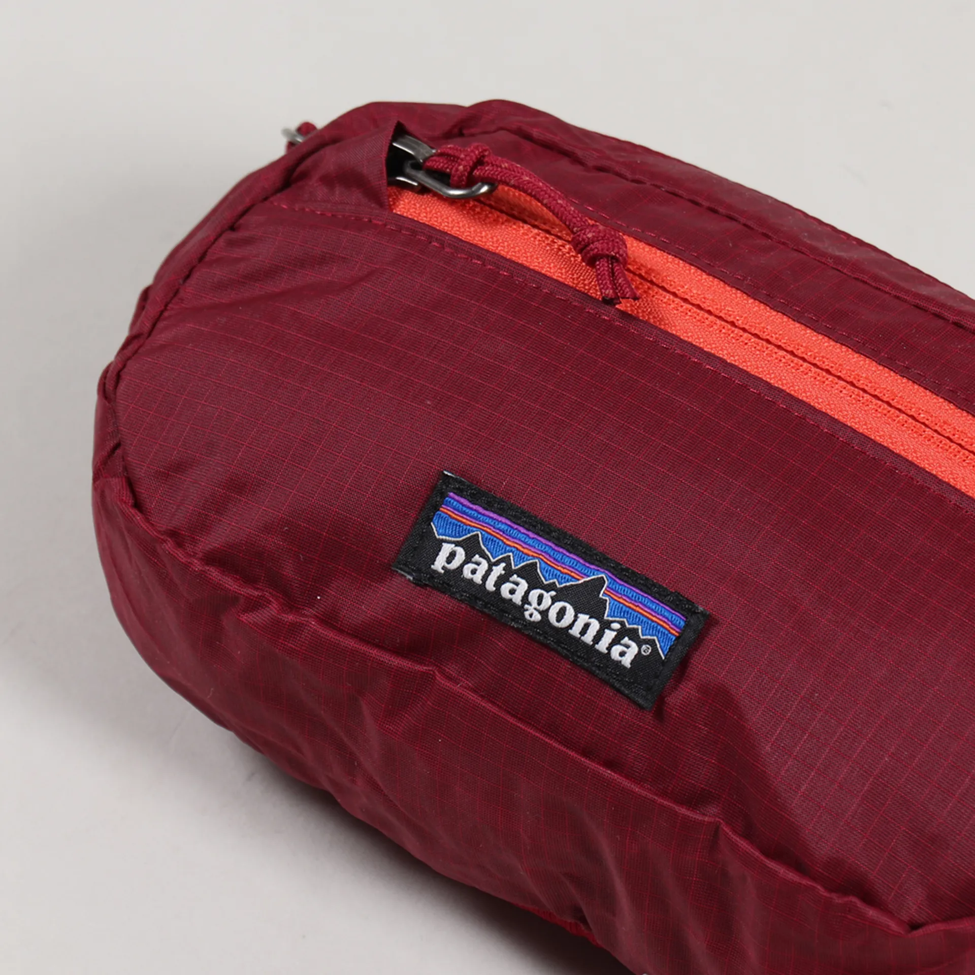 patagonia ultralight black hole mini hip pack roamer red Patagonia Ultralight Black Hole Mini Hip Pack Roamer Red