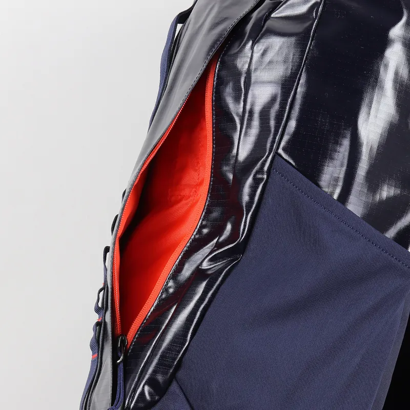 Patagonia Black Hole Pack 25L Navy Blue Paintbrush Red-2