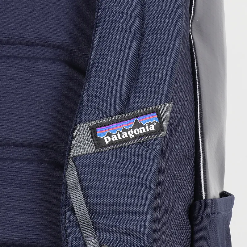 Patagonia Black Hole Pack 25L Navy Blue Paintbrush Red-4