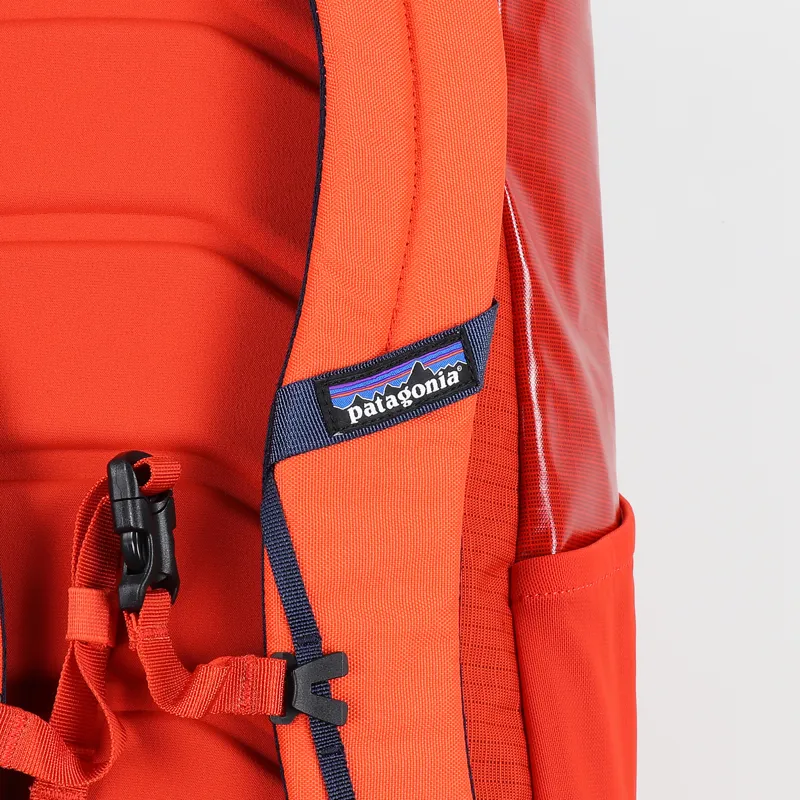 Patagonia Black Hole Pack 25L Paintbrush Red-3