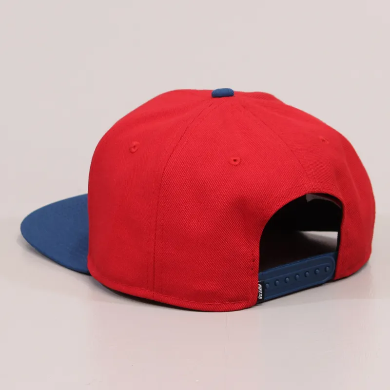 Nike SB Icon Pro Snapback Cap Gym Red-1