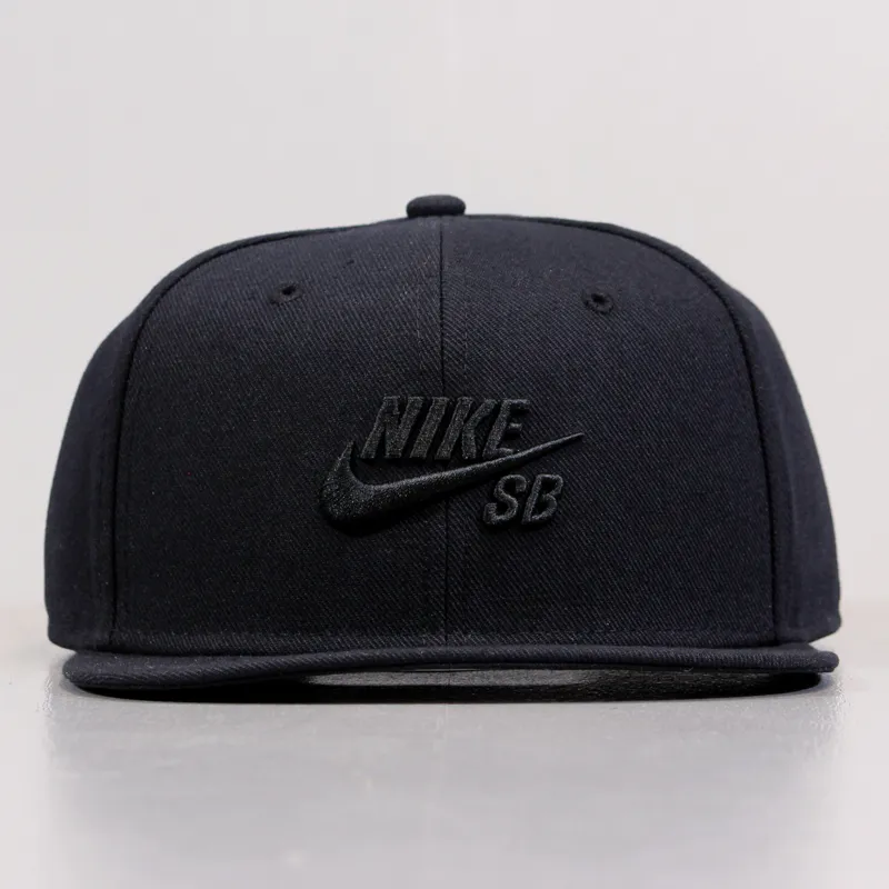 cap snapback nike