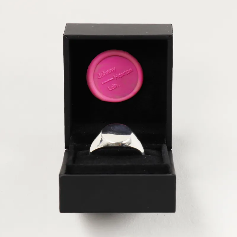 Johnny Hoxton LDN Large Signet Ring Silver Medium-3