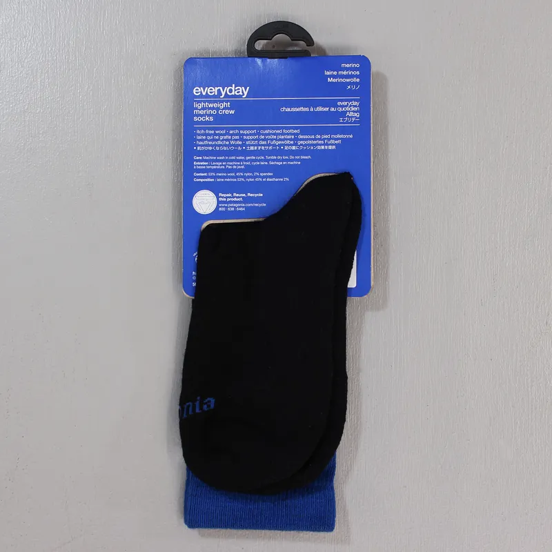 Patagonia Lightweight Merino Crew Socks Classic Fitz Roy Andes Blue-1