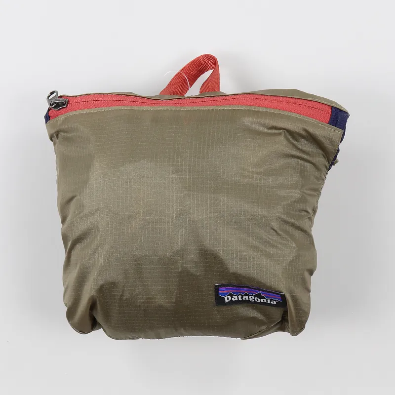 Patagonia Lightweight Travel Tote Pack 22L Mojave Khaki-4