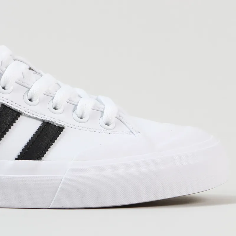 Adidas matchcourt black gum 2025