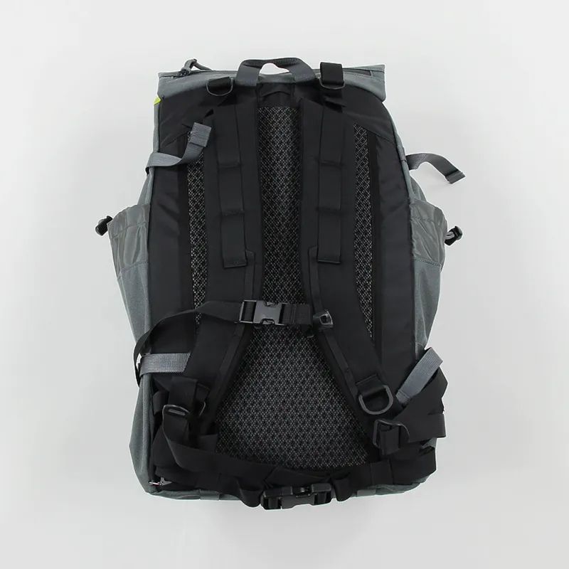 Topo Designs Mountain Pack Charcoal-3