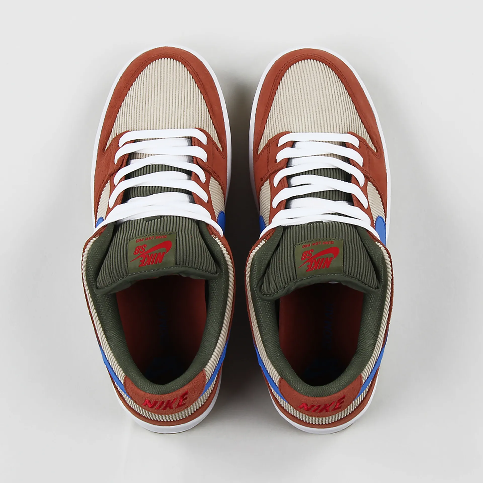 Nike SB Skateboarding Mens Dunk Low Pro Trainers Shoes Peach Blue