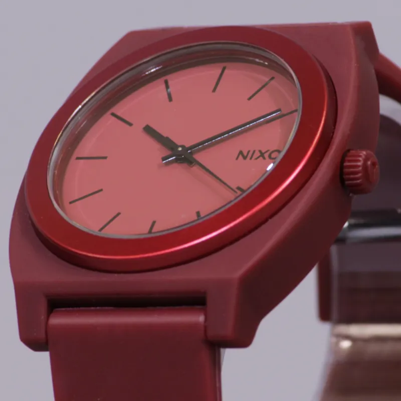 Nixon watch red deals