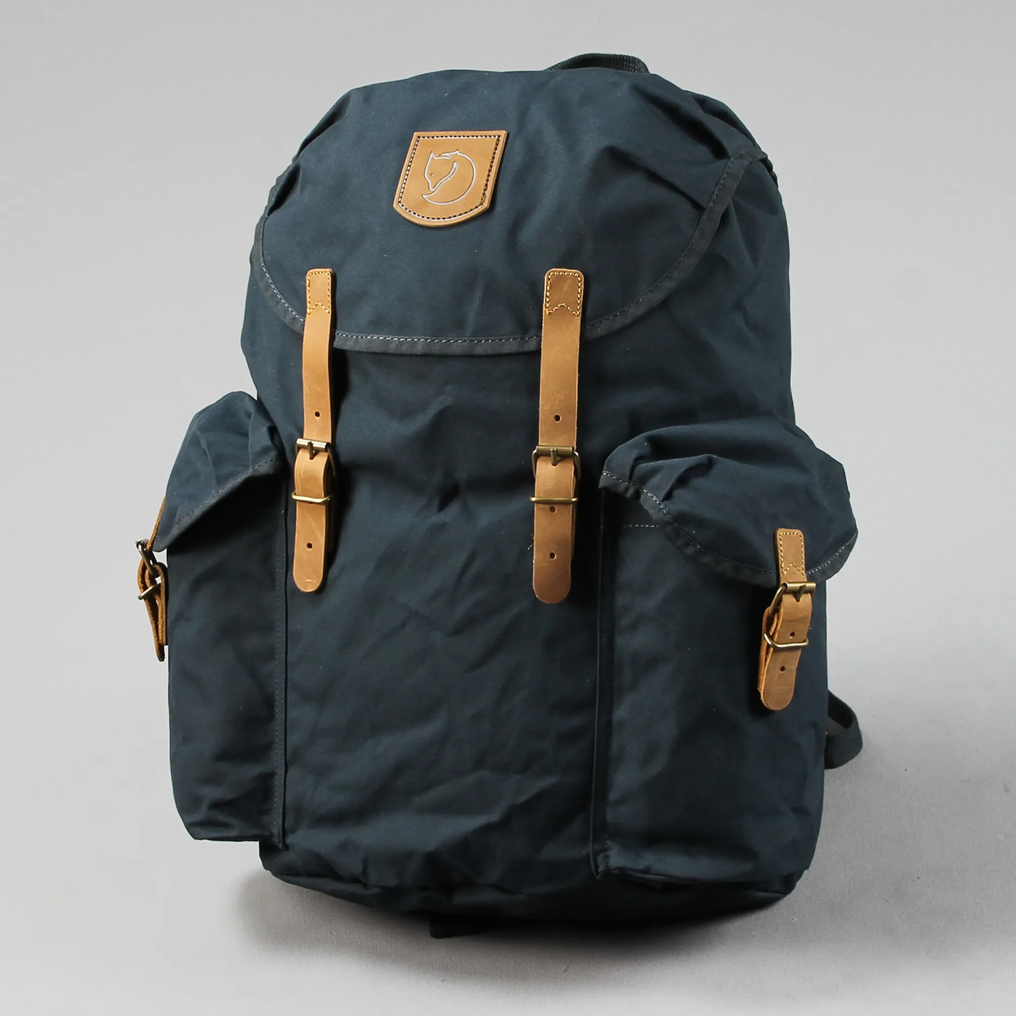 fjllrven vik backpack 20 l dark navy Raven SEA The Fjallraven Rven 20 Navy 2023 backpack is the perfect companion for your daily adventures Fjallraven Ovik Backpack - 20L
