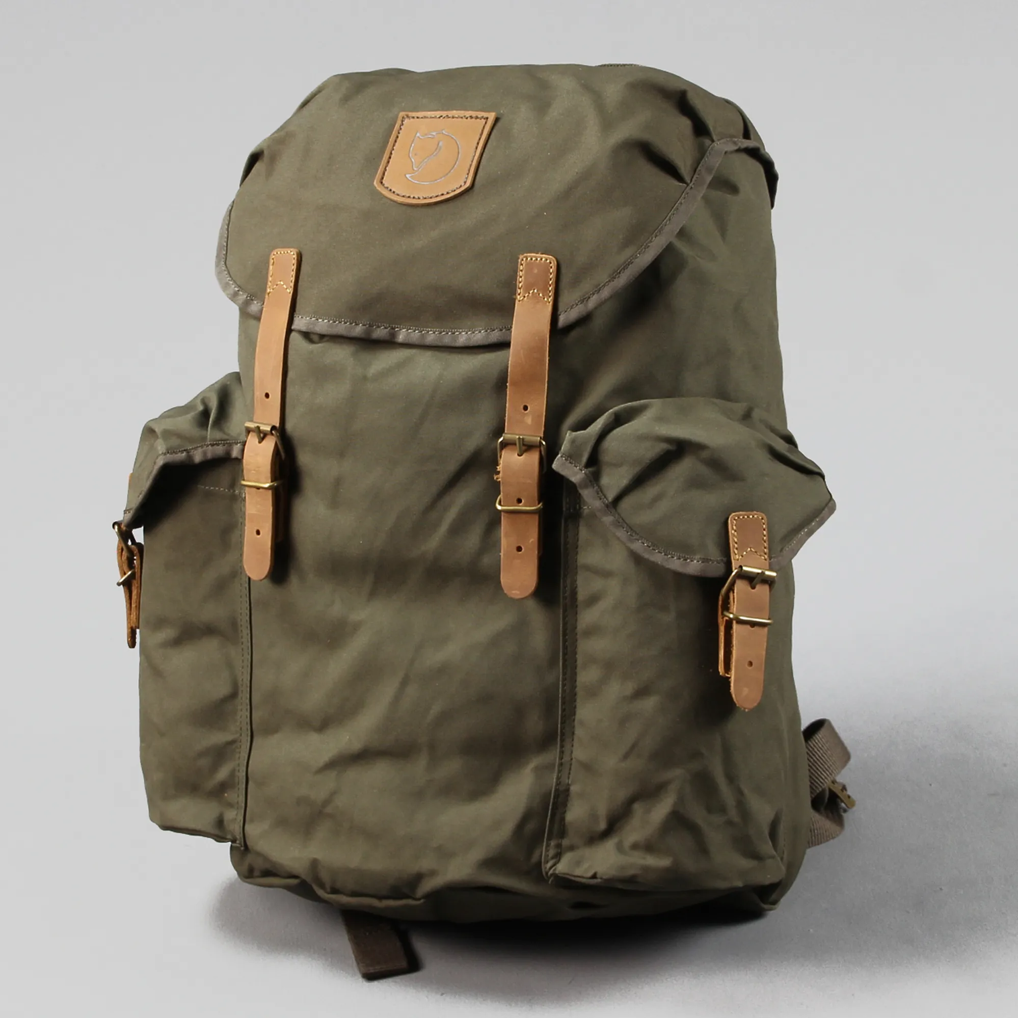 fjllrven vik backpack Raven 20 - Multi-Pocket Organization, Padded Support, Durable Fabric The multifunctional daypack that you have been waiting for is now here Shop Fjallraven vik Backpack 20L