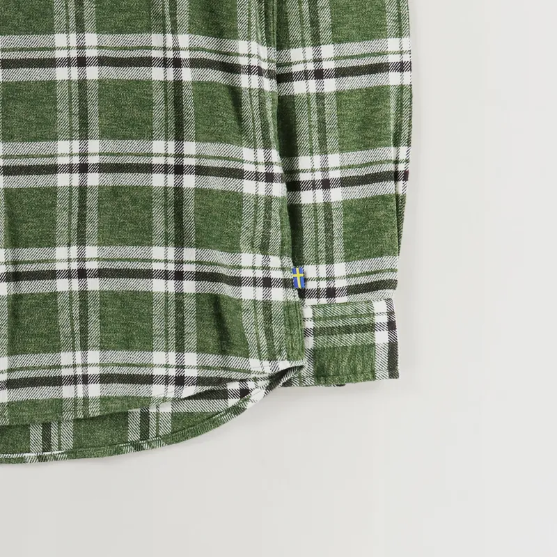 Fjallraven Ovik Heavy Flannel Shirt Deep Forest-2