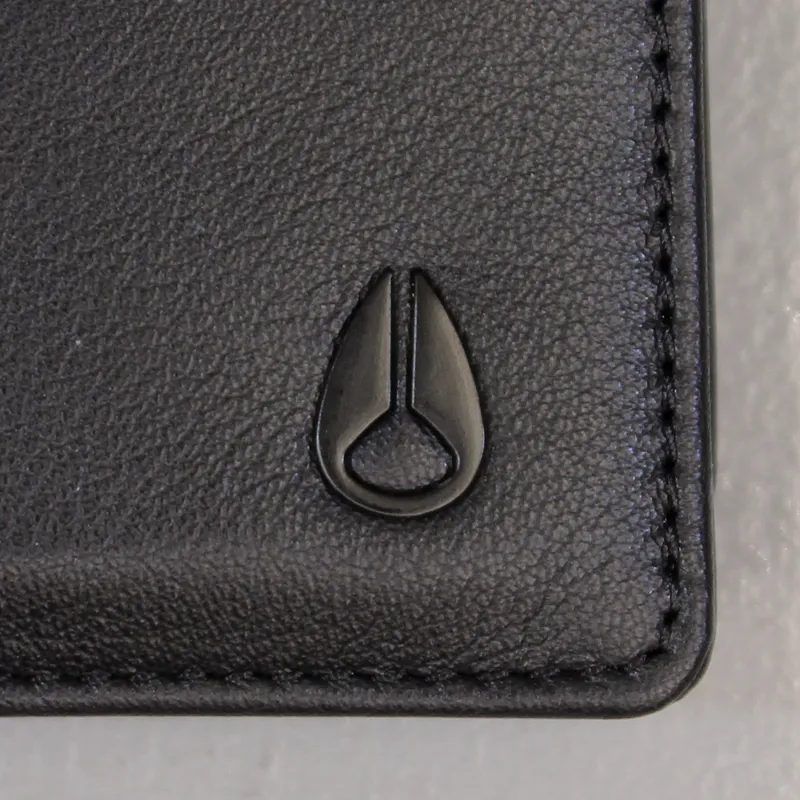 Nixon Pass Bi Fold ID Wallet All Black-1