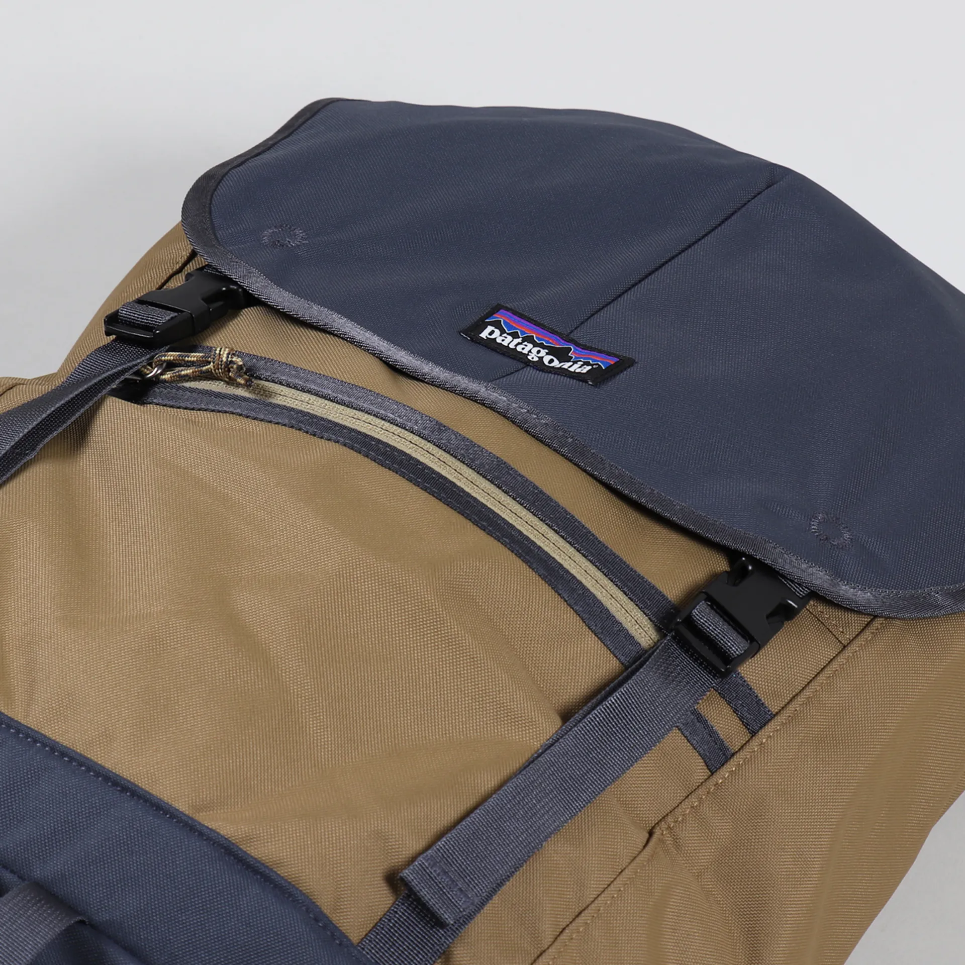 Patagonia Recycled Arbor Classic 25L Backpack Coriander Brown Bag