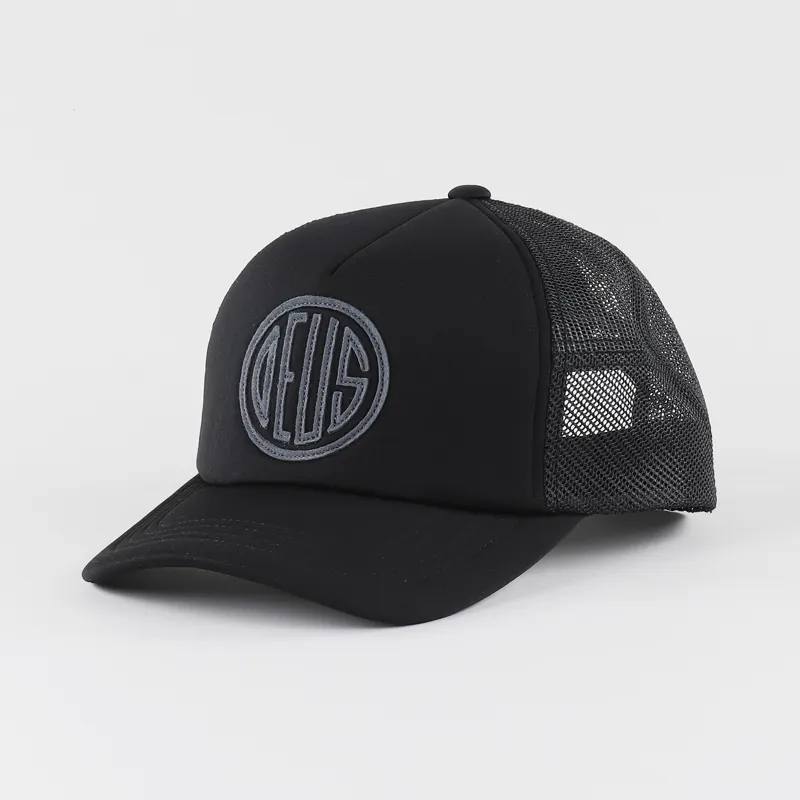 Deus Ex Machina Pill Trucker Black