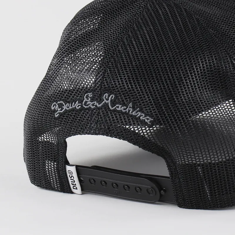 Deus Ex Machina Pill Trucker Black-2