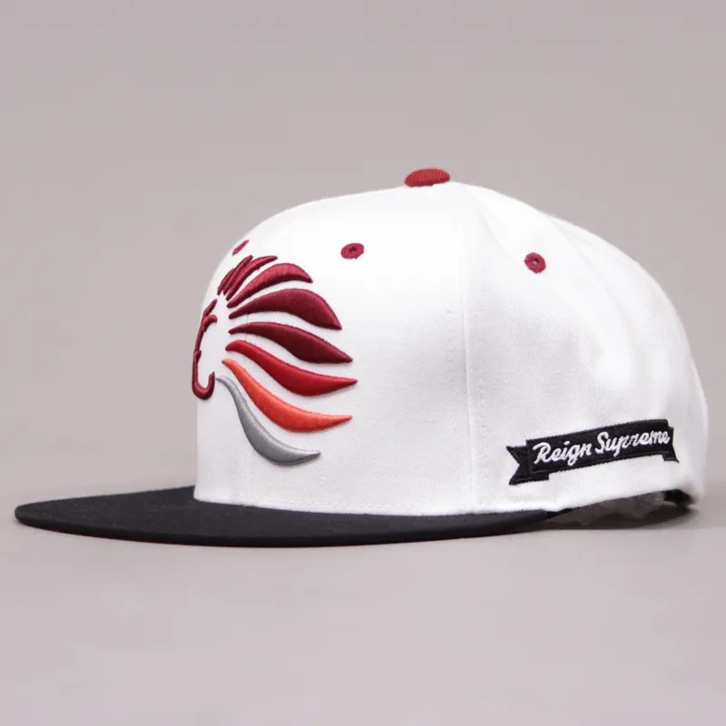 King Prestige Snapback - White
