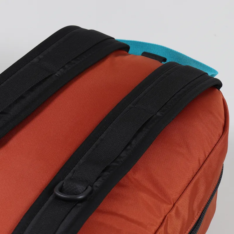 Topo Designs Light Pack Clay Black-4