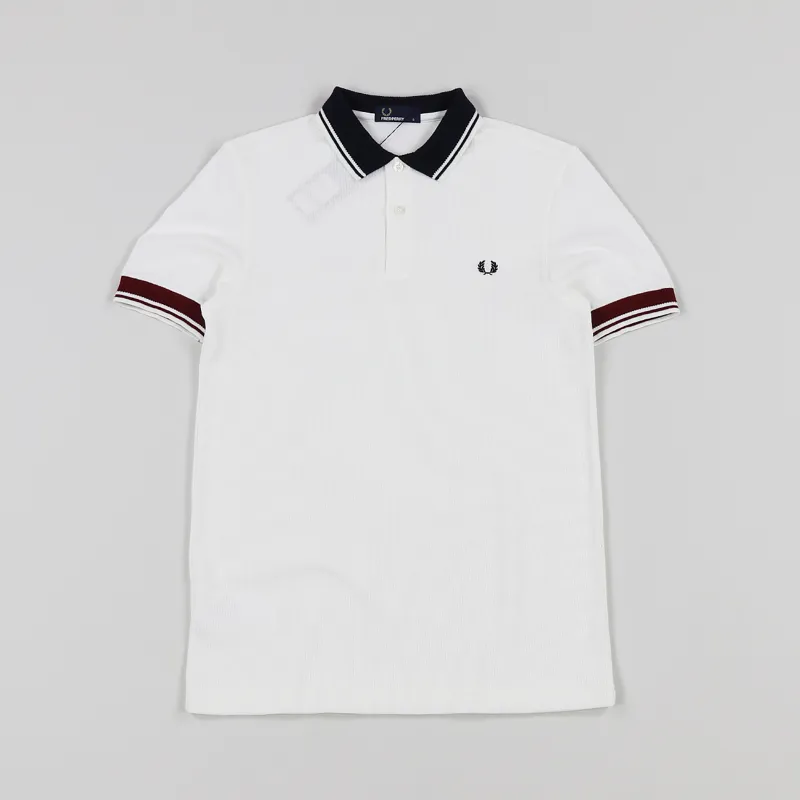 【再値引き】Fred PERRY Ribbed Polo Shirt Fred Perry cropped ribbed polo shirt in black | ASOS