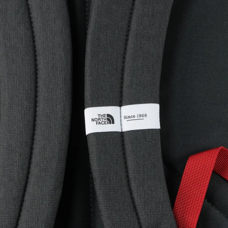 The North Face Rodey Bag Asphalt Grey-4