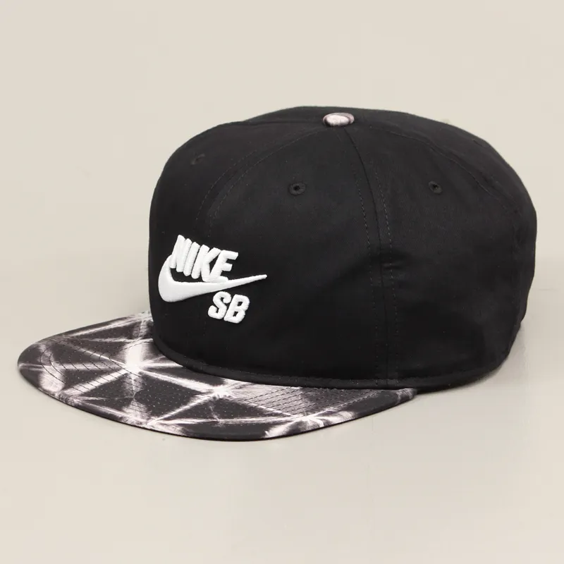 medium nike leggings