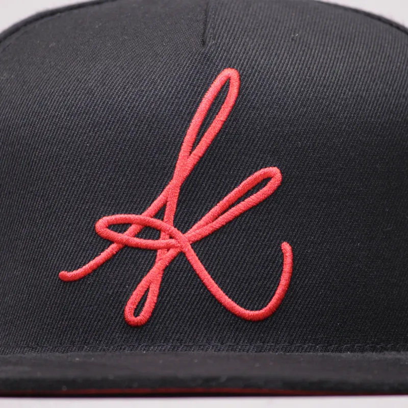 King Signature 4 Pinch Panel Snapback - Black-2