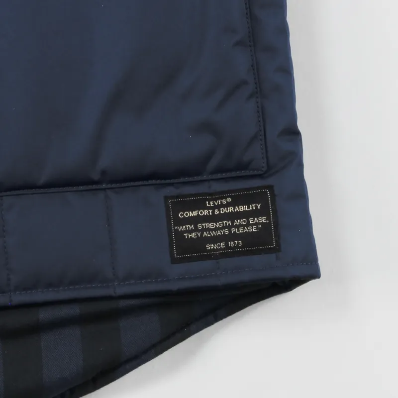 Levis Skate Vest 2 Dress Blues-1