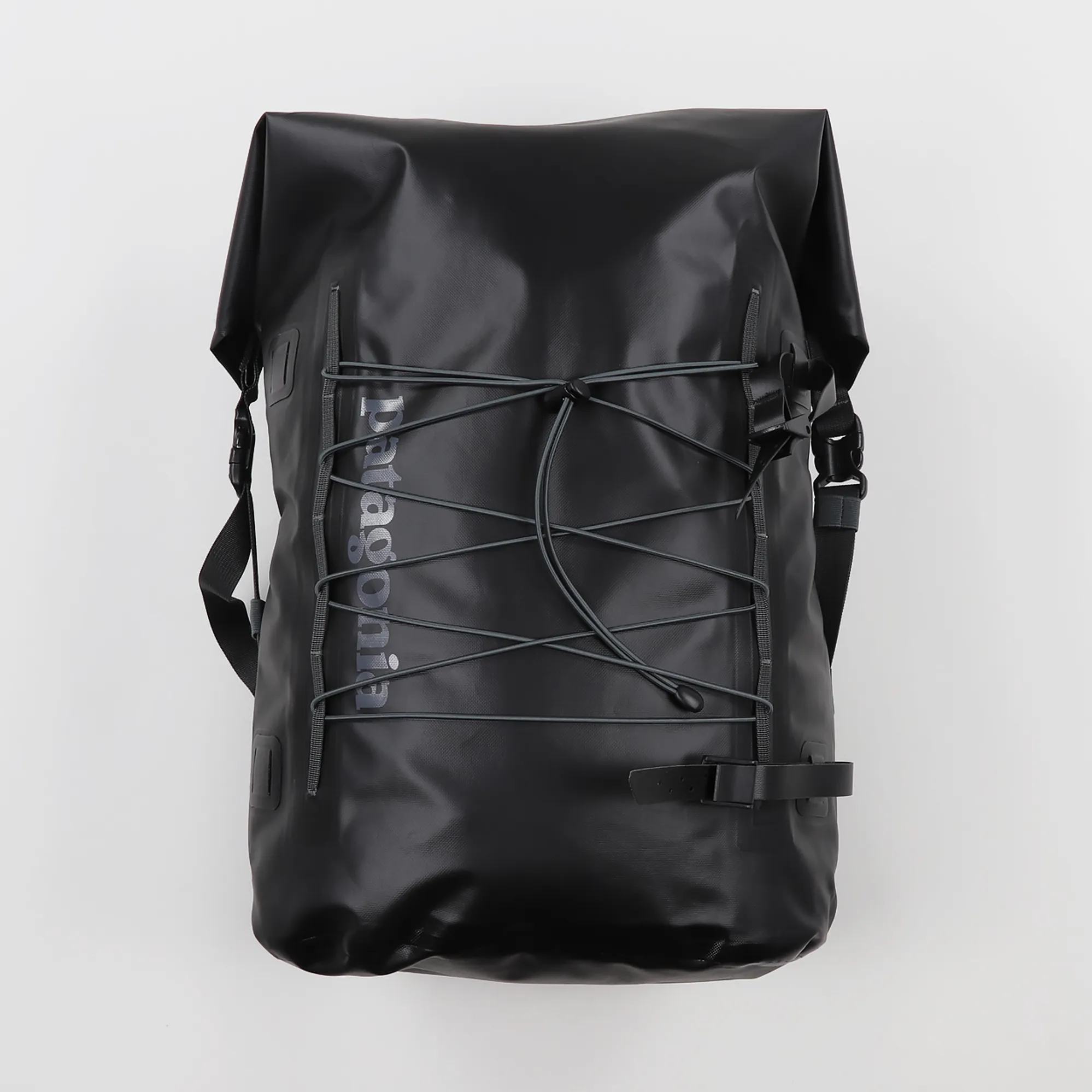 patagonia stormfront roll top backpack Unisex Pack Stormfront Roll Top Pack Black (Black) 36x24x45cm (W x H x L) Fashion The Patagonia 40L Disperser Roll Top Pack is crafted with a body and webbing made from durable 100% recycled nylon Hiking Patagonia Pack Rain Cover