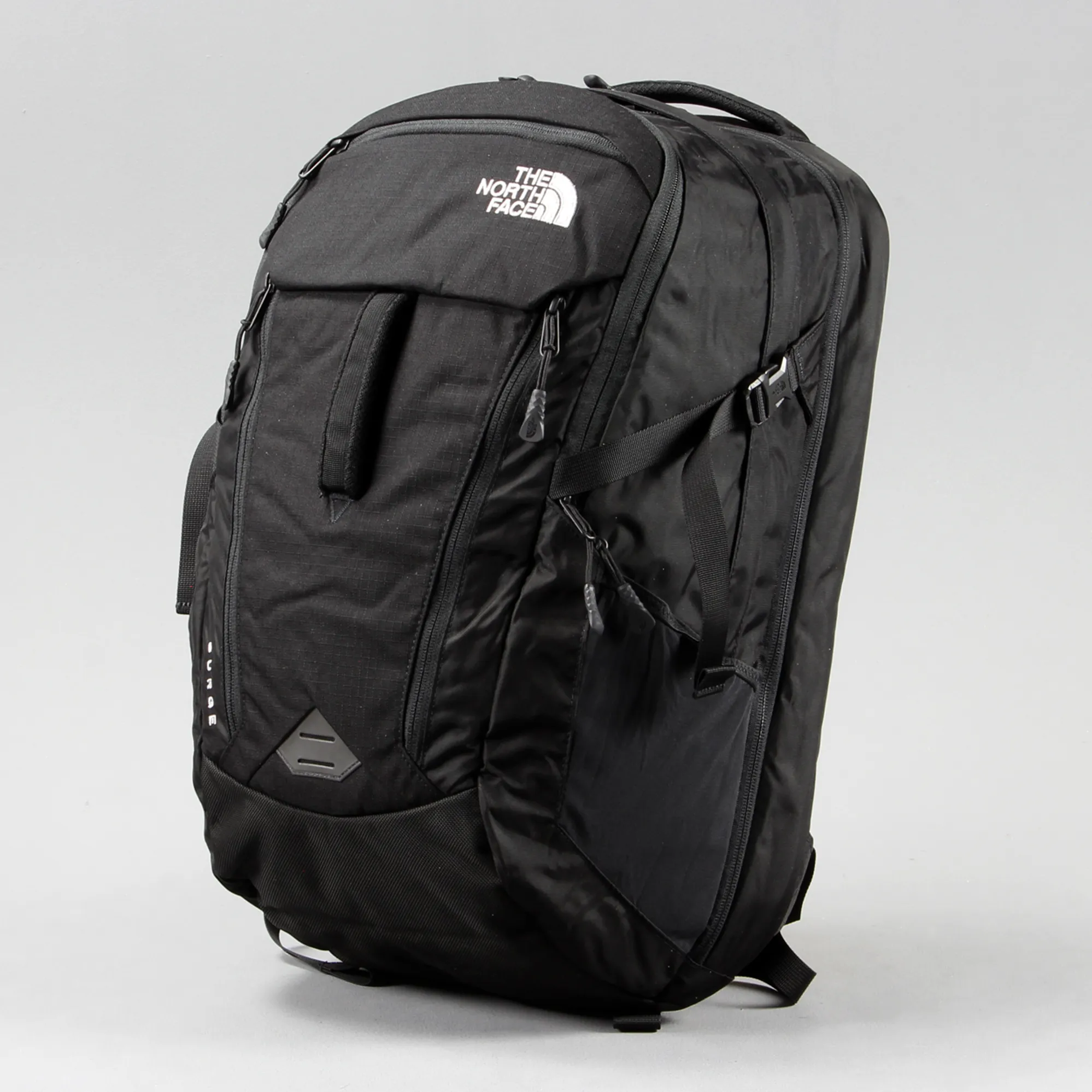 north face backpack 33l The NF0A3KX6 Groundwork Backpack, Rainyday Ivory Dark Heather/ TNF Black / OSFA The black color provides a versatile and understated appearance suitable for various activities The North Face NF0A3KX7 Fall