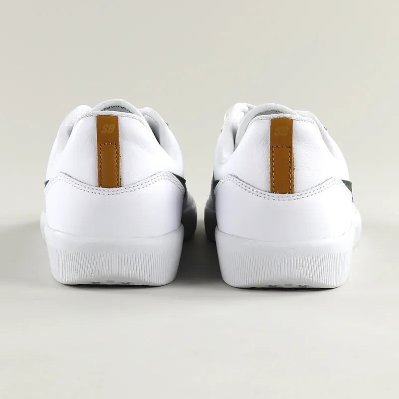 Nike SB Team Classic Premium Shoes White Galactic Jade-7