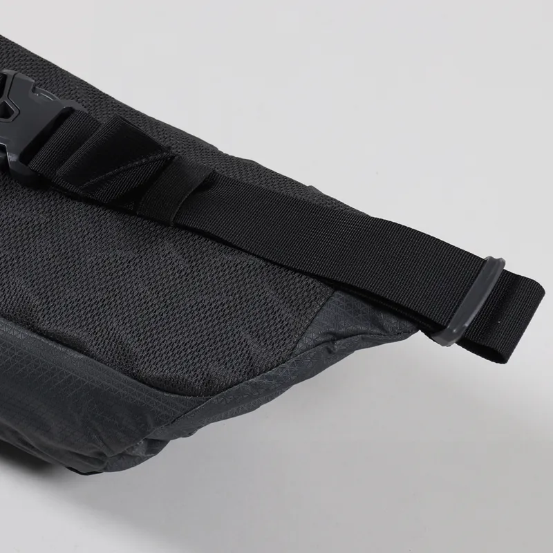 The North Face Lumbnical Bag Asphalt Grey Black-5