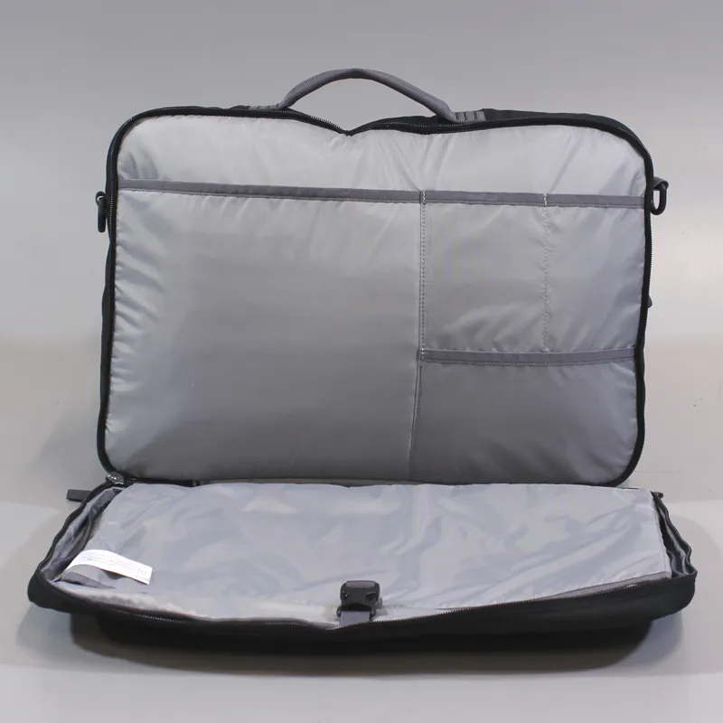 Patagonia Shoulder Strap Travel Water Resistant Bag 26L Black