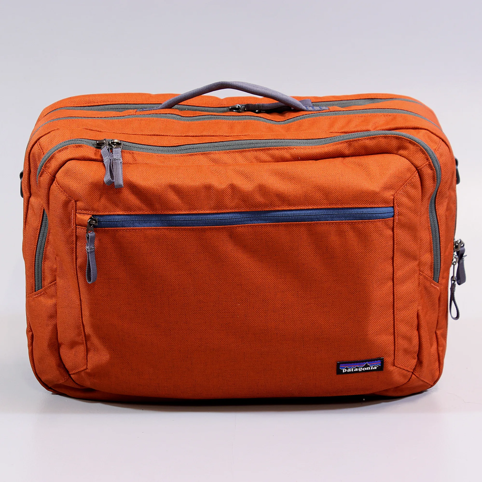 patagonia transport shoulder bag 26l Blue Sage Refugio Day Pack closure zipper and is designed to withstand prolonged exposure to the elements Patagonia Luggage Transport Shoulder Messenger