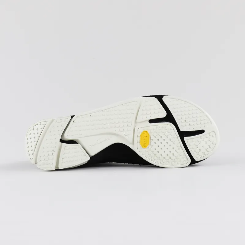 Clarks Originals Trigenic Flex Shoes Black Nubuck-5