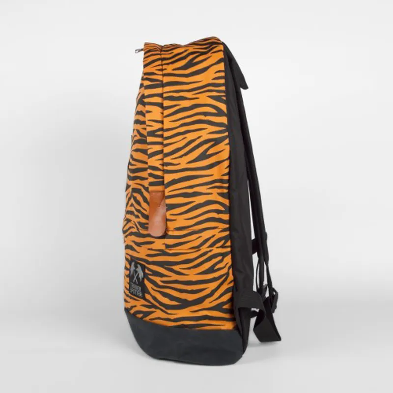 Trainer Spotter Daypack - Tiger Orange-2