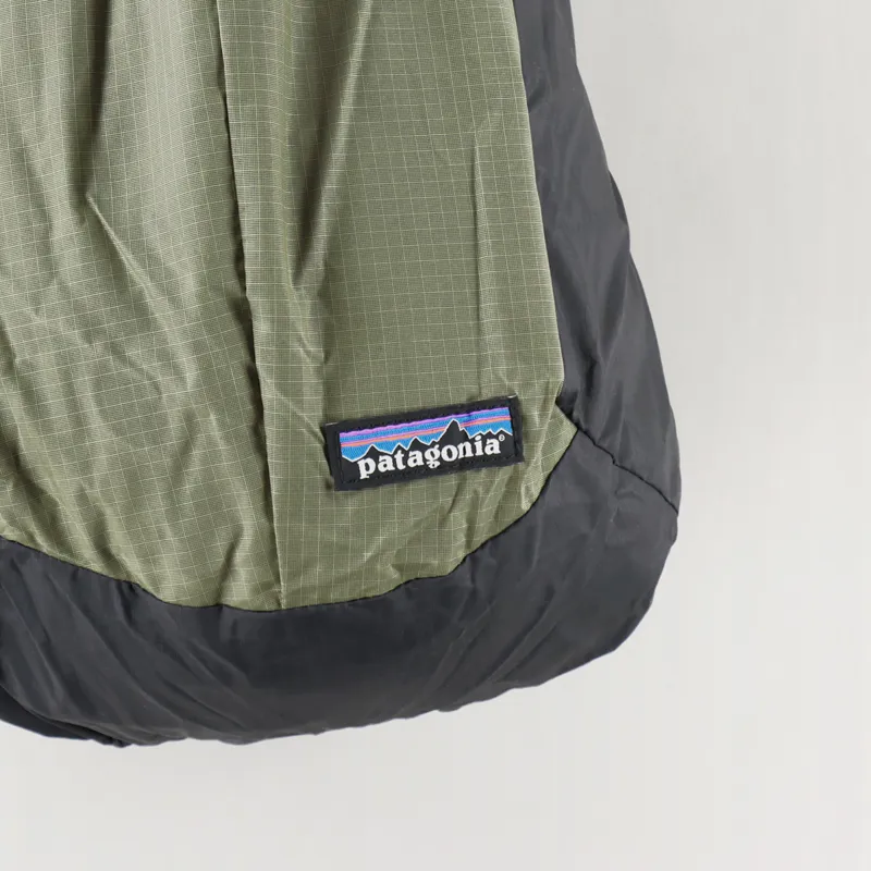 Patagonia Ultralight Black Hole Sling Ink Black-4