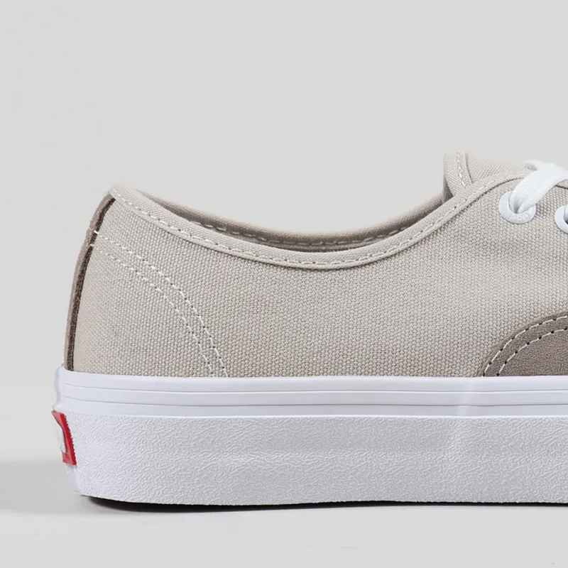 Vans Authentic Pro Shoes Rainy Day White-2
