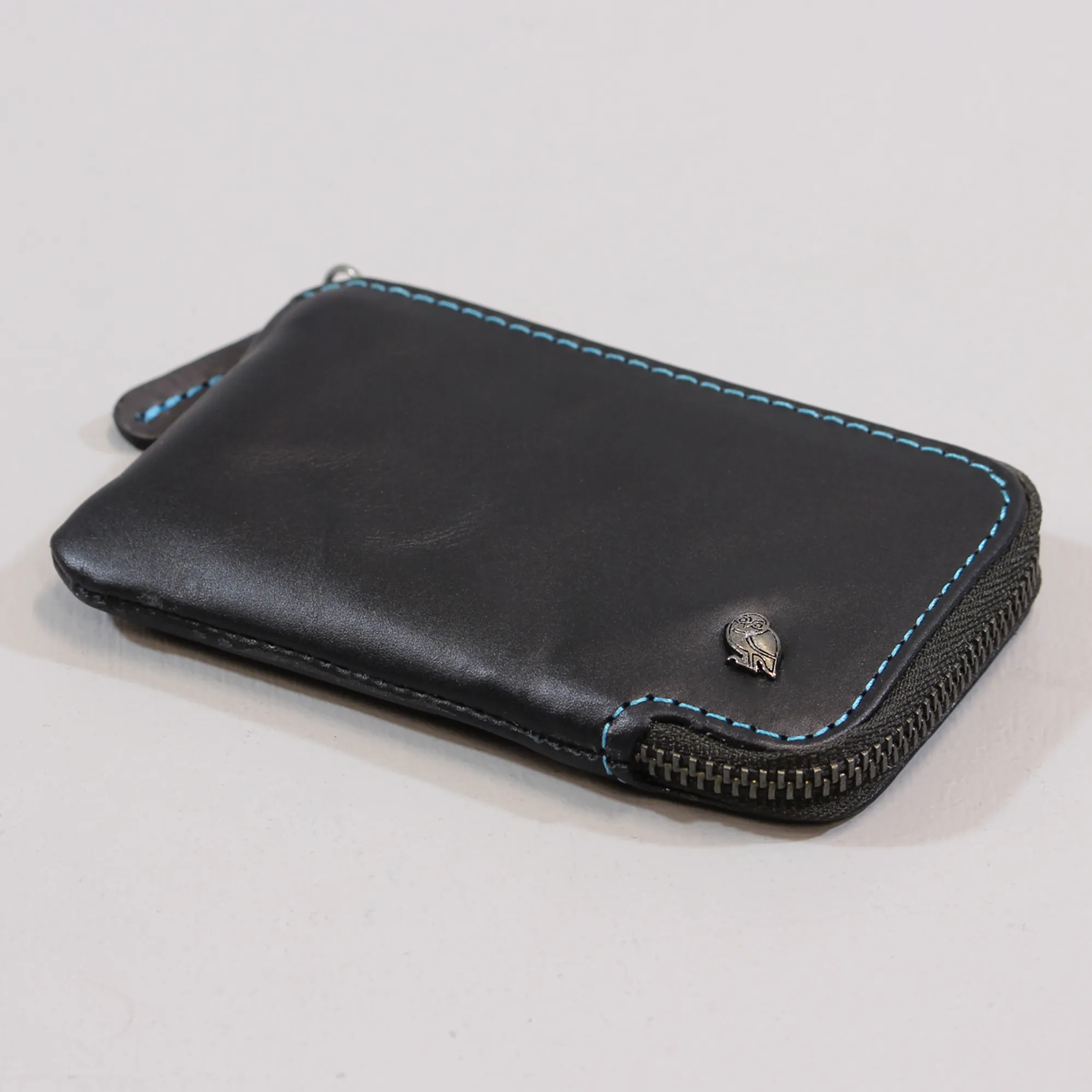bellroy very small wallet uk Card Slip by Bellroy: The Clean, Minimalist for Go-To Cards Urban Kit Supply the Card Pocket from Bellroy holds up well against its larger competitors Bellroy Folio Piccolo Wallet