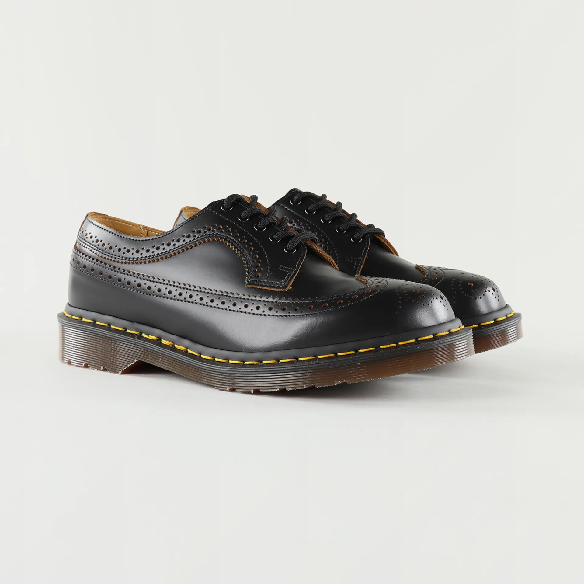 Dr Martens Made In England Vintage 3989 Shoes Black Quilon
