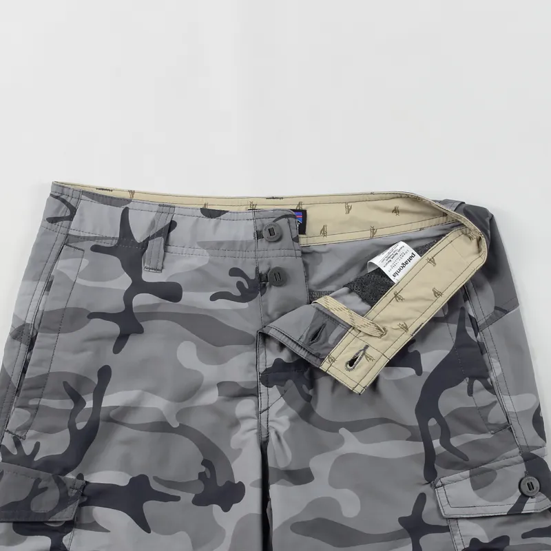 Patagonia Wavefarer Cargo Shorts Forge Grey Camo-1
