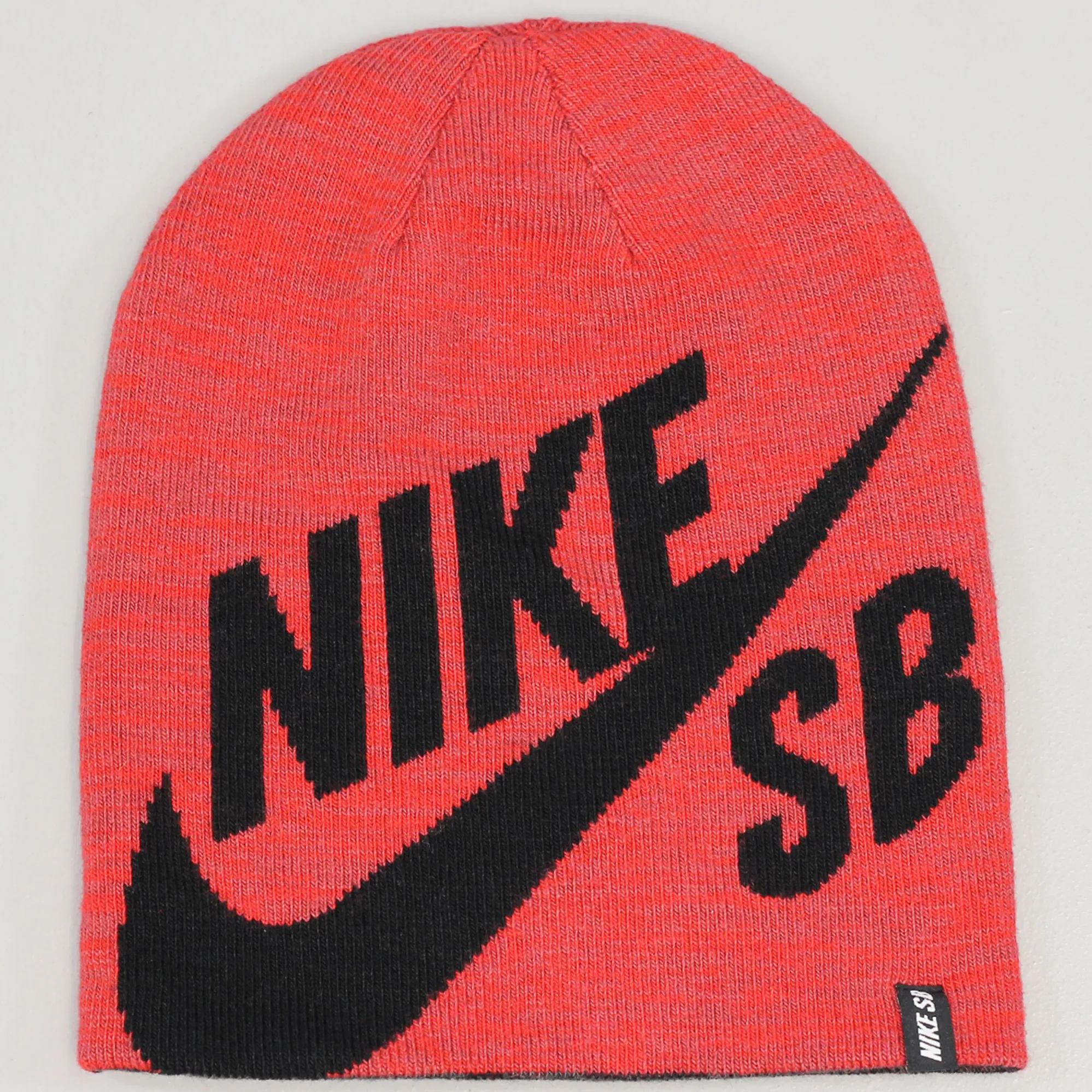 Nike SB Reversible Wrap Beanie Gym Red - Main Image